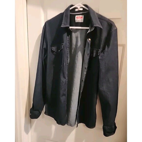 Wrangler Denim  Long Sleeve Button Up Shirt Mens Indigo Size M Pearl Snap Wester - Picture 2 of 10